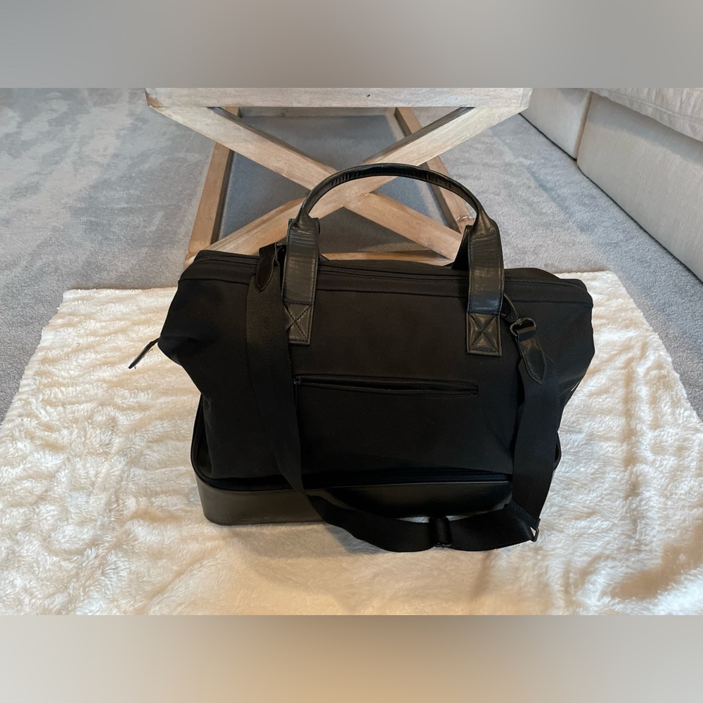 BEIS Black Travel Duffle Bag with Leather Trim - Picture 3 of 6